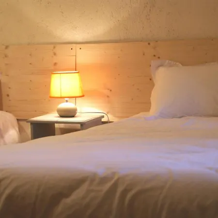 Nyaraló De La Gartempe : La Barlotiere